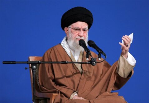 واکاوی معنای عدم مداخله‌ی رهبری در برنامه‌ریزی‌های اقتصادی