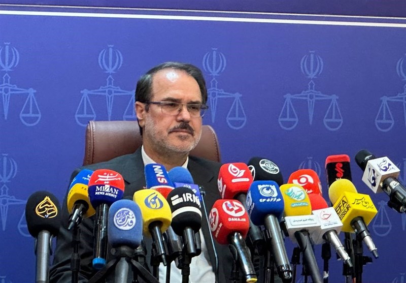 بانک‌ها در پرداخت تسهیلات به تولید کمک کنند