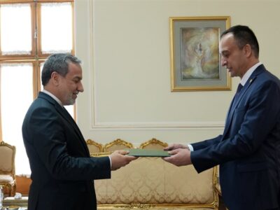 نماینده فائو اعتبارنامه خود را تقدیم وزیر امور خاردجه کرد