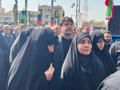 حضور وزیر راه و شهرسازی در مراسم تشییع شهدای اقتدار ملی