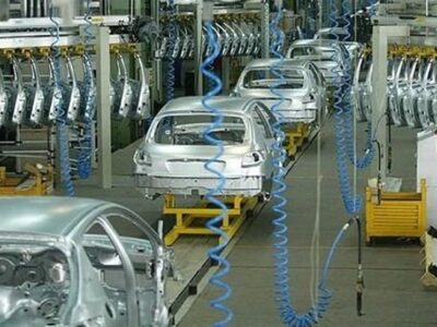 زنجیره توزیع در صنعت خودرو شفاف نیست؛ سهم بالای مونتاژکاران در ارزبری