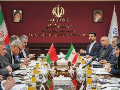 صادق: آماده واگذاری محوطه بنادر جنوبی به بلاروس هستیم