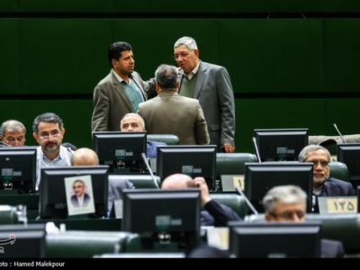 مجلس زیر بار مالیات تورم‌زا نرفت